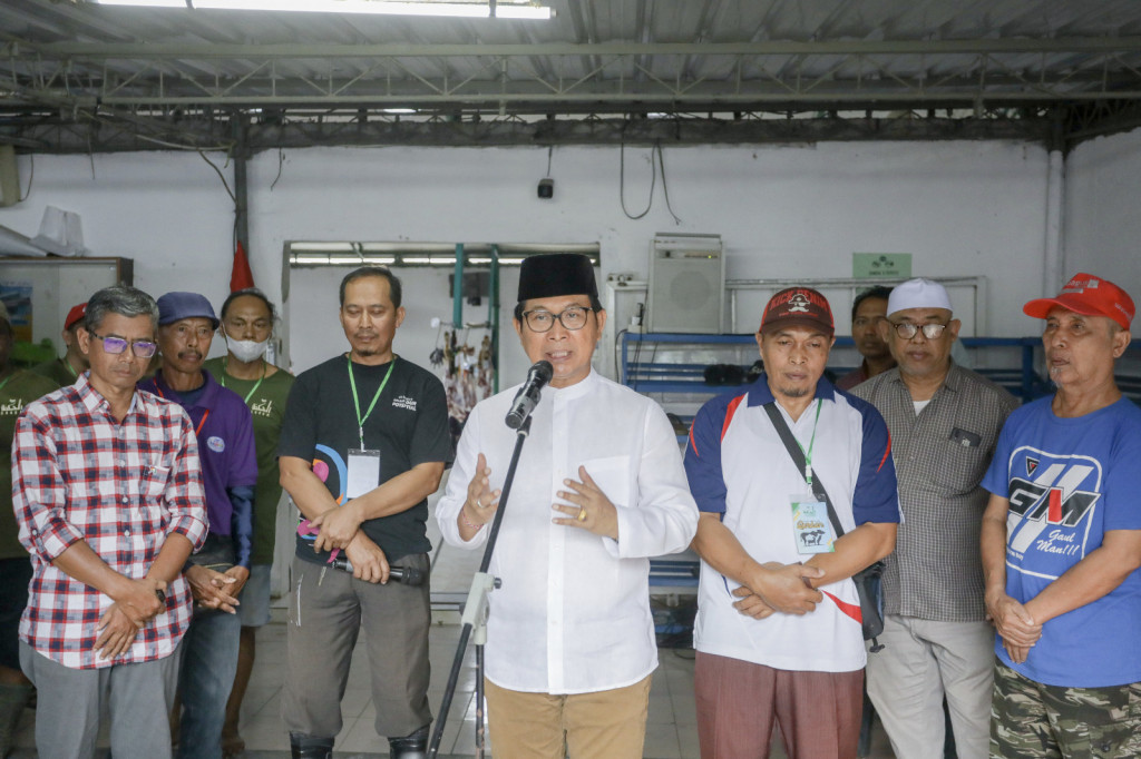 Sekda Adi Arnawa Hadiri Ramah Tamah Perayaan Idul Qurban Tahun 2023